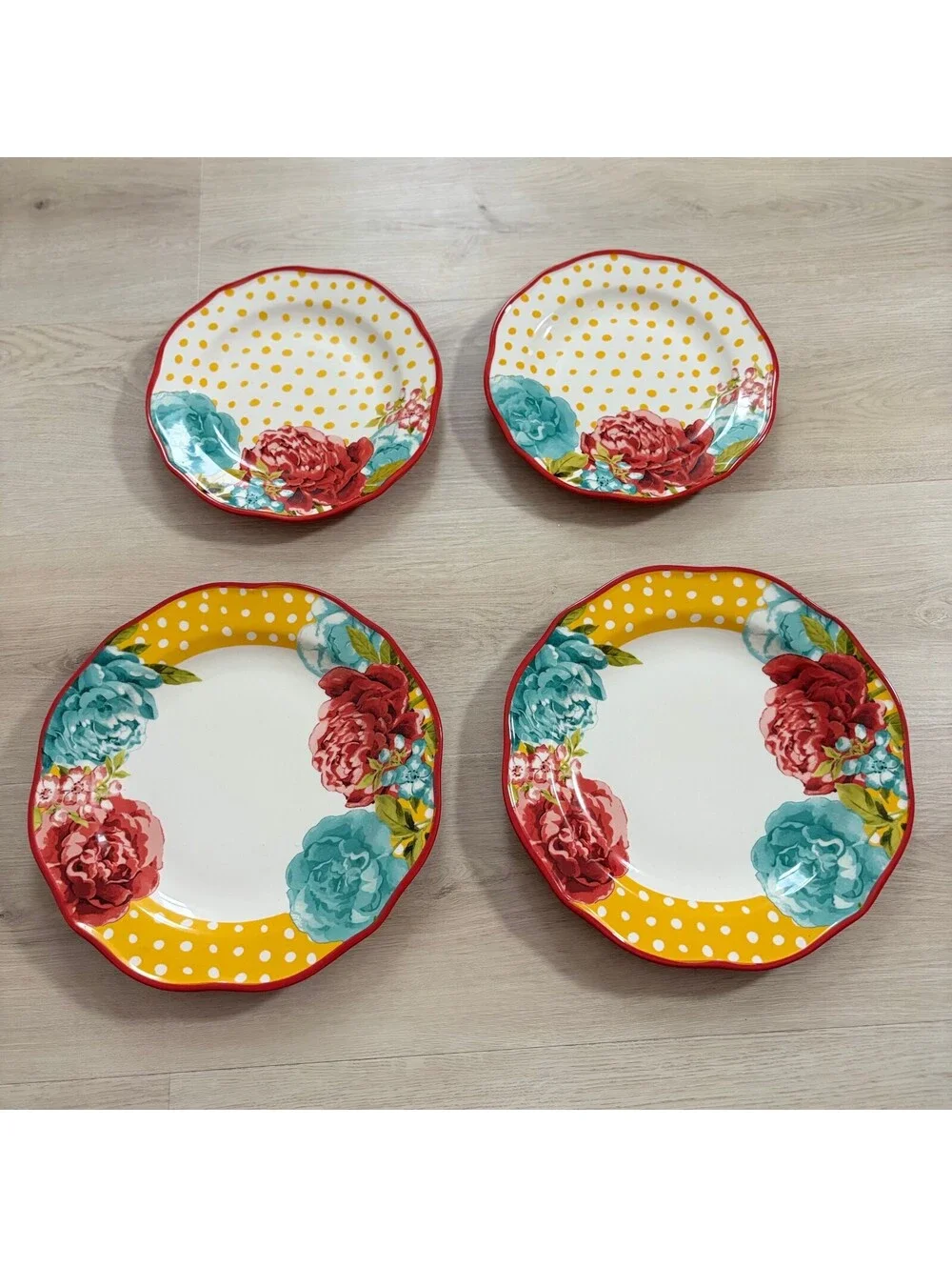 (4) Pioneer Woman NWT Blossom Jubilee Set of 2 Dinner Plates & 2 Salad Plates